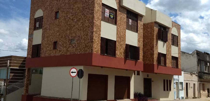 Amplo apartamento central