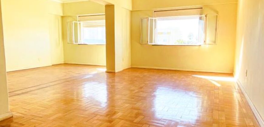 EXCELENTE APARTAMENTO CENTRAL