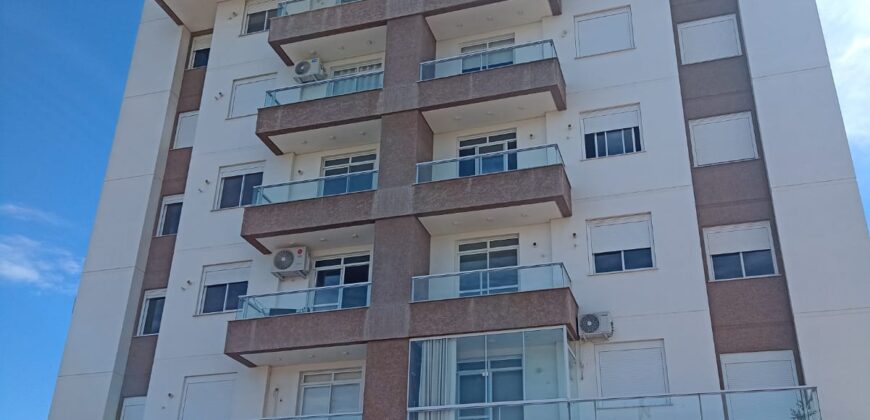 EXCELENTE APARTAMENTO CENTRAL NOVO