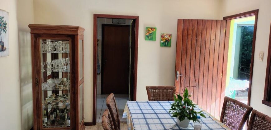 EXCELENTE CASA ÓTIMO ACABAMENTO