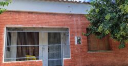 BOA CASA PERTO COLÉGIO JULINHA