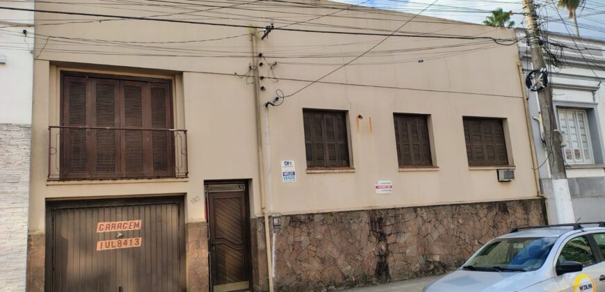 EXCELENTE CASA CENTRAL