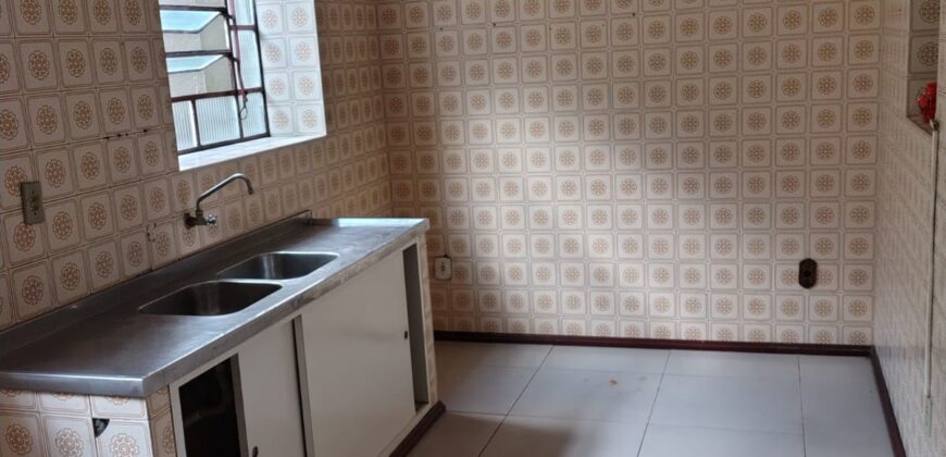 EXCELENTE CASA CENTRAL