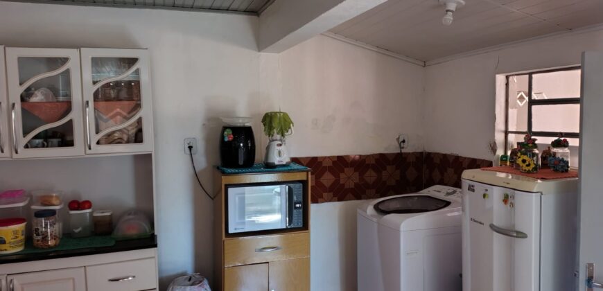 BOA CASA COM ÓTIMO TERRENO BAIRRO SÃO JUDAS