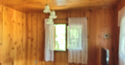 CASA DE MADEIRA NOBRE (ótima conservação)