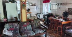 CASA DE MADEIRA NOBRE (ótima conservação)