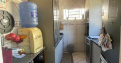 BOA CASA A MEIA QUADRA DO COLÉLIO JULINHA – MEIA QUADRA ASFALTO –