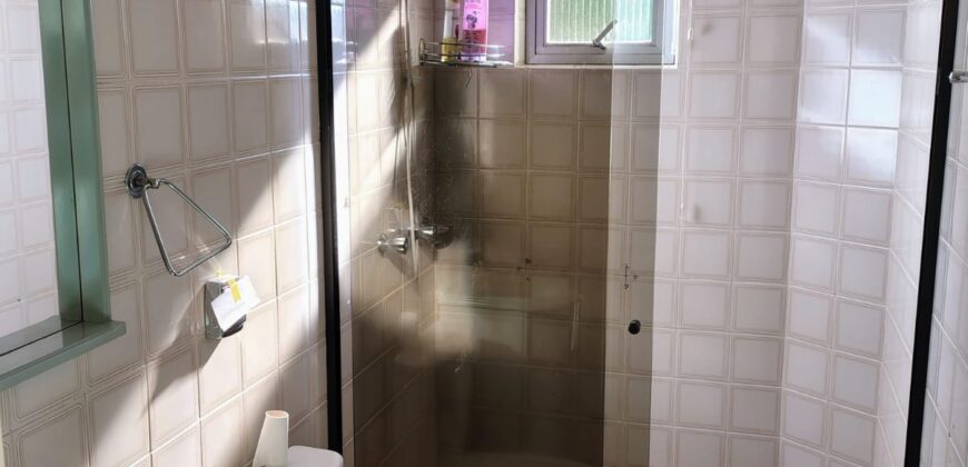 OTIMO APARTAMENTO COM SACADA