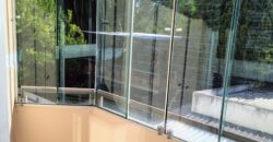 OTIMO APARTAMENTO COM SACADA