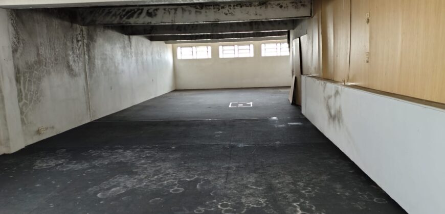 PRÉDIO COMERCIAL NO CORAÇÃO DA CIDADE