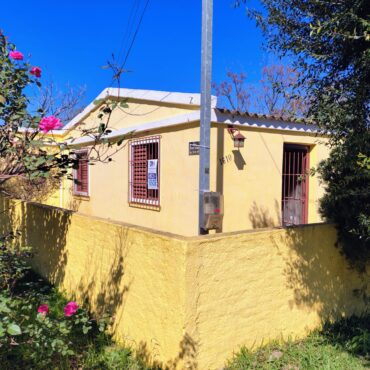 CASA DE ESQUINA BAIRRO ALCIDES ALMEIRA